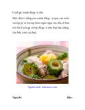 Canh gà mướp đắng và dứa 