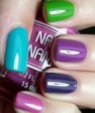 Những màu sơn và mẫu nail thời thượng