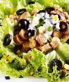 Salad trứng cá thu