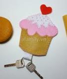 Móc đeo chìa khóa hình cupcake xinh xắn