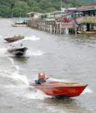 Tham quan làng nổi Kampong Ayer của đất nước Brunei